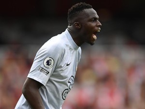 Edouard Mendy Galak Banget di Anfield