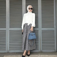 Menyusul klarifikasi Rachel Vennya, Medina Zein memberikan penjelasan melalui akun Instagram. Keduanya salah paham karena dana yang ditransfer pemilik brand kecantikan MD Glowing itu kembali ke rekeningnya. Foto: dok. Instagram medinazein