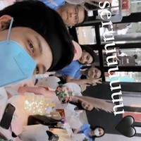 Atta Halilintar dan Aurel Hermansyah mengundang keluarga besar dan Krisdayanti. Pihak keluarga diminta menebak jenis kelamin calon bayi mereka dan terpecah dalam kubu Team Boy dan Team Girl. Foto: dok. Instagram attahalilintar