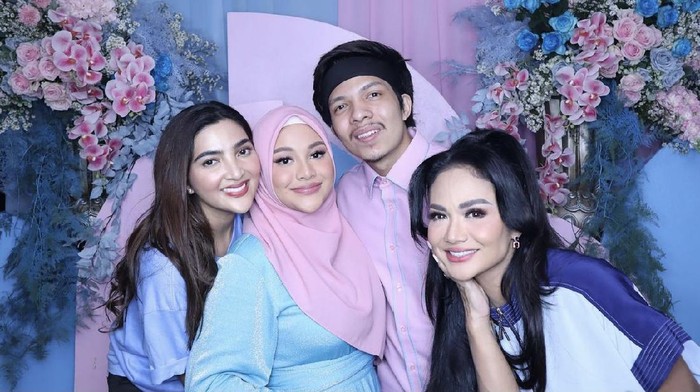 Gender Reveal Atta Halilintar & Aurel Hermansyah