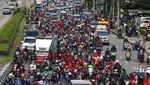 Kritik Penanganan Corona, Warga Thailand Konvoi di Jalanan Bangkok
