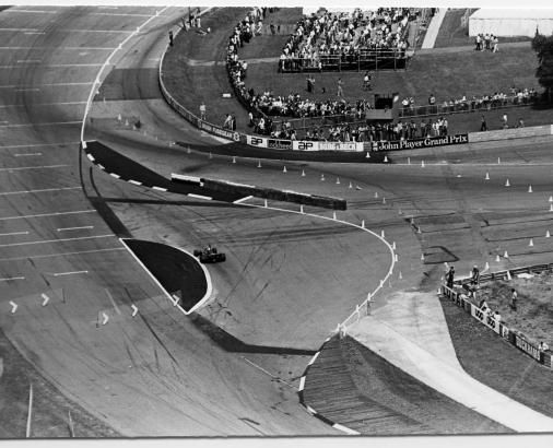 Layout Sirkuit Silverstone di tahun 1975