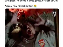 Meme Kocak Arsenal Menggelepar di Dasar Klasemen