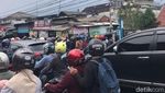 Penampakan Macetnya Puncak Bogor Akhir Pekan Kala PPKM Level 3