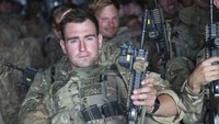 Menteri Pertahanan Ben Wallace mengatakan, pesawat terakhir milik Angkatan Udara Kerajaan (RAF) lepas landas pukul 21.25 waktu setempat. AP Photo/Jonathan Gifford.