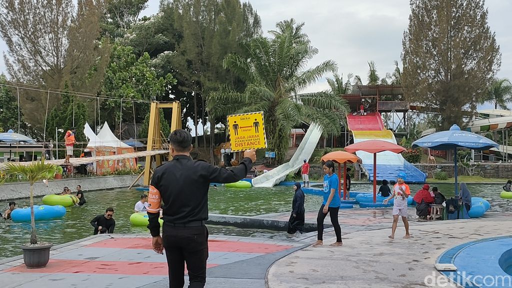 Wisata Cipanas