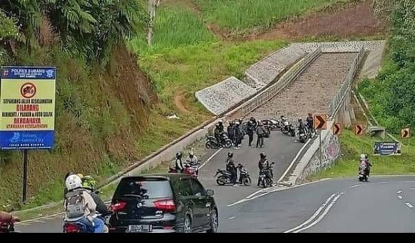 Ada Rombongan Bikers Kopdar di Jalur Penyelamat, Ini Fungsi Aslinya