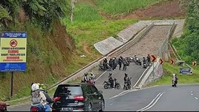 Ada Rombongan Bikers Kopdar di Jalur Penyelamat, Ini Fungsi Aslinya
