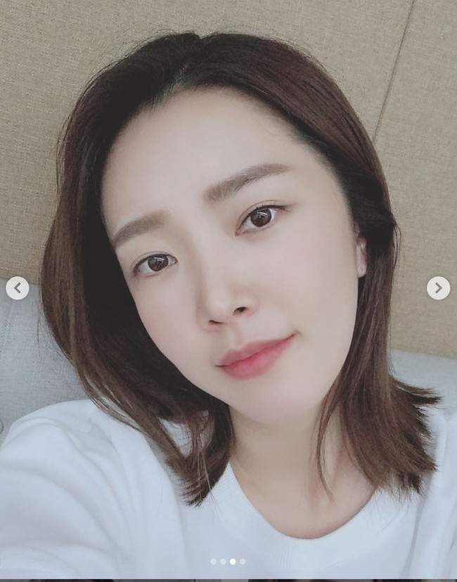 Pemain drama Korea Emperor of the Sea, Risky Romance dan terbaru Amor Fati itu mengaku kerap menerima komentar jahat netizen akibat penampilannya yang lebih berisi. “Selain komentar jahat soal perutku, aku juga tidak tahan melihat diriku sendiri di kamera,” katanya. Foto: Dok. Instagram @bebe_sl