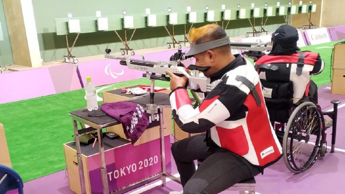 Bolo Triyanto, atlet para shooting Indonesia, mengambil hikmah dari kegagalan di mixed 10 meter air rifle standing SH2 Paralimpiade Tokyo 2020.