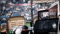 Selepas proyek, lalu-lintas kembali lancar. 