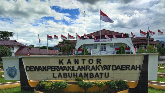 Gedung DPRD Labuhanbatu