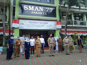Walkot Jakpus Cek Hari Pertama PTM di SMAN 77, Pastikan Taat Prokes