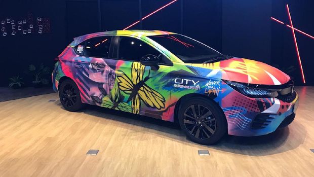 Honda City Hatchback RS Nevertoolavish
