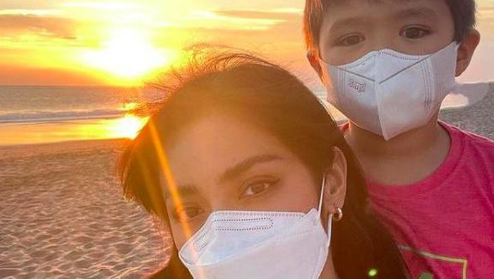Jessica Iskandar dan El Barack Jessica Iskandar dan El Barack