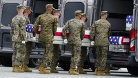 Para tentara yang meninggal berusia antara 20-31 tahun, dan berasal dari berbagai wilayah mulai dari California hingga Massachusetts.