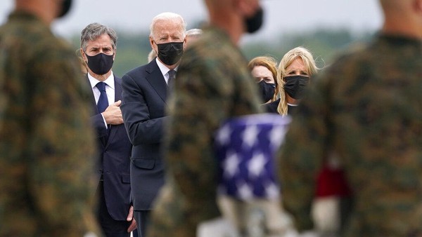 Joe Biden Sambut 13 Tentara AS yang Tewas di Kabul