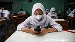 Ketika Mereka Melepas Kerinduan Belajar di Sekolah
