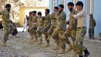 Pasukan Anti-Taliban ini adalah milisi yang setia kepada Ahmad Massoud, putra mendiang Ahmad Shah Massoud. Ahmad Massoud menentang keras kesepakatan damai antara Amerika Serikat dan Taliban. Pria berusia 32 tahun itu menawarkan wilayahnya di Lembah Panjshir menjadi benteng terakhir anti-Taliban.  