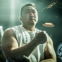 Aktor A-list Korea Selatan, Ma Dong Seok kembali mengesankan netizen dengan aksinya dalam film The Roundup: Punishment. Foto: Dok. Ist