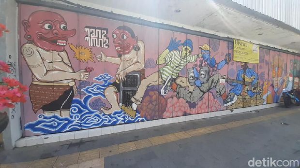 Mural di Solo, Senin (30/8/2021).