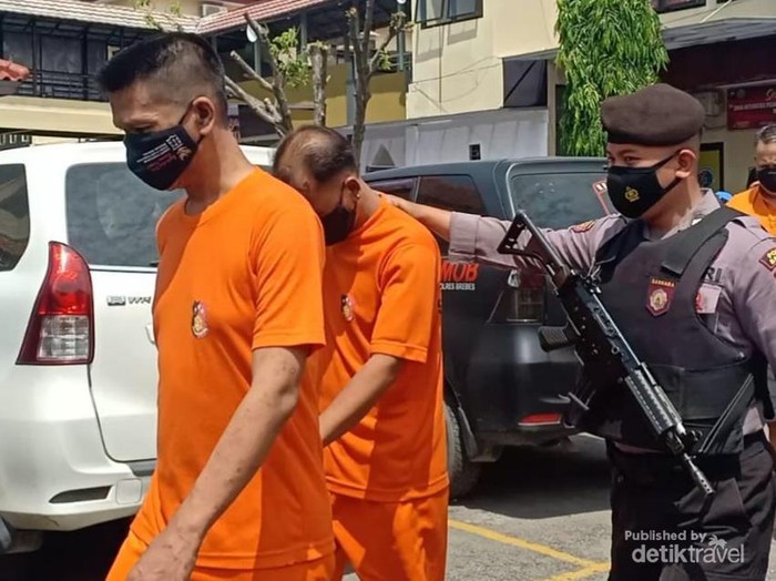 Oknum anggota Polres Brebes ditangkap saat pesta sabu, Senin (30/8/2021).