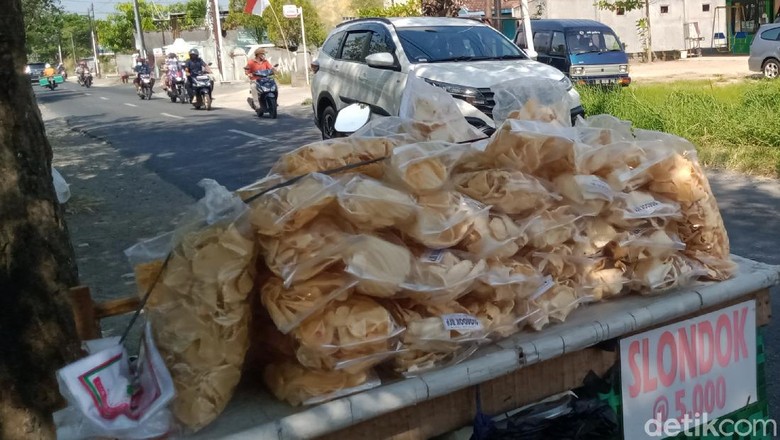 Pedagang kecil di Klaten Pedagang kecil di Klaten