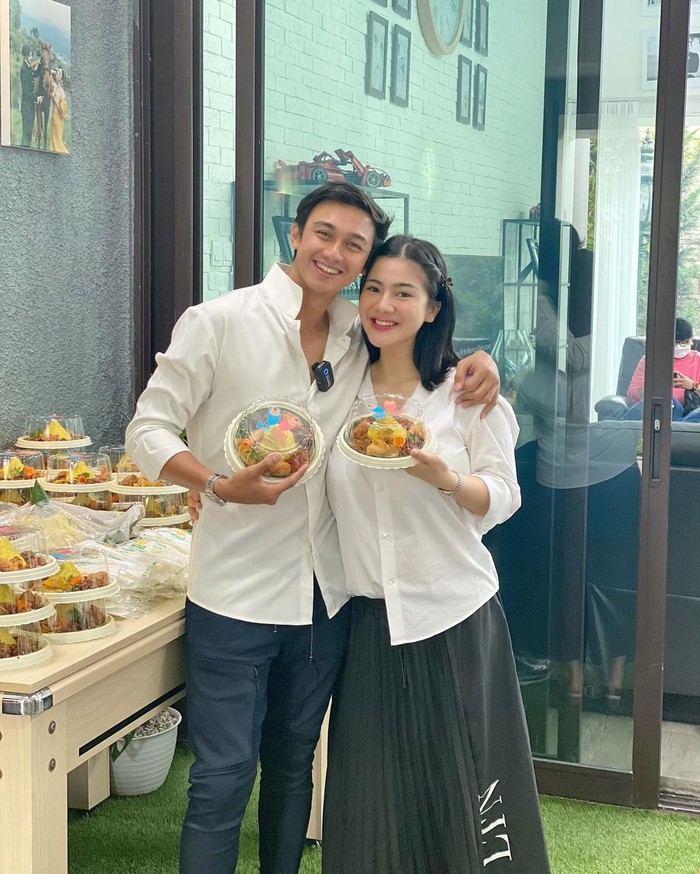 Serunya Masak ala Felicya Angelista yang Ngidam VIdeo Call Song Joong Ki