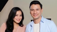 Sosok Titi Kamal sebagai model sampul majalah berhasil memikat Christian Sugiono yang begitu mengidolakannya. Foto: Instagram @titi_kamall