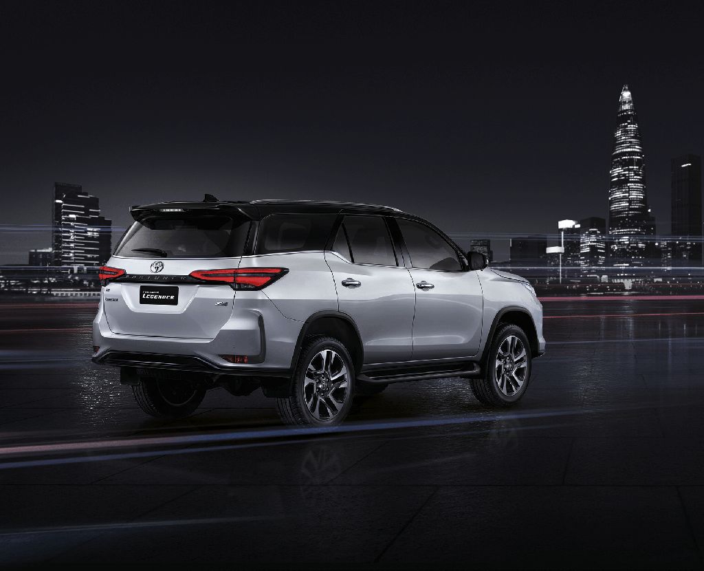 Toyota Fortuner Legender 2021 di Thailand