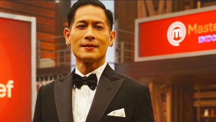 Tulis Salam Perpisahan, Netizen Duga Chef Juna Mundur dari MasterChef Indonesia