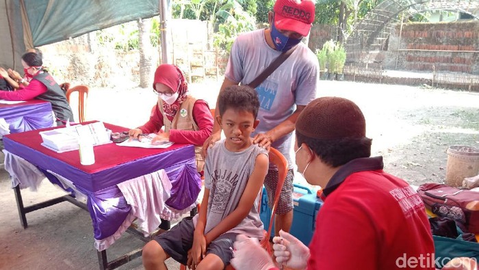 Vaksinasi COVID-19 di Majalengka