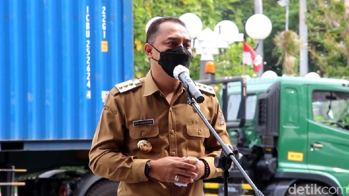 wali kota surabaya eri cahyadi