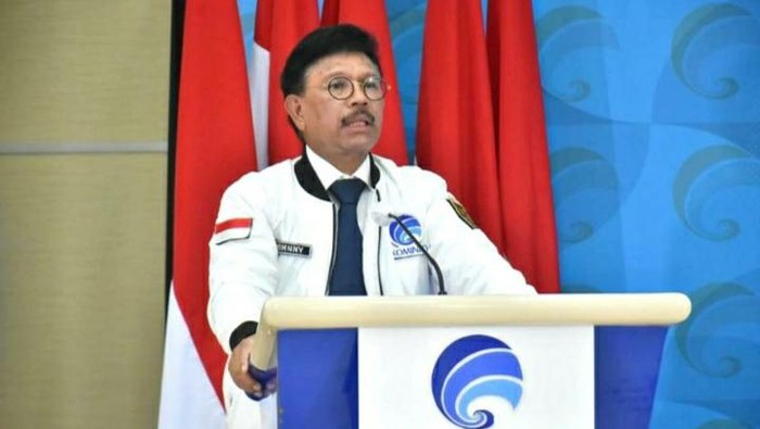 Lebih dari 20.000 orang mengikuti webinar literasi digital dengan tema ”Bermedia Digital sing Apik” yang digelar oleh Kominfo.