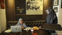 Sebelumnya peraturan PPKM level 4 membuat tempat makan hanya melayani take away.