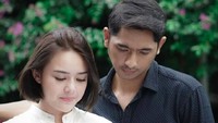 Arya Saloka mendalami perannya sebagai pria yang bekerja di sebuah perusahaan di Ikatan Cinta. Foto: Instagram