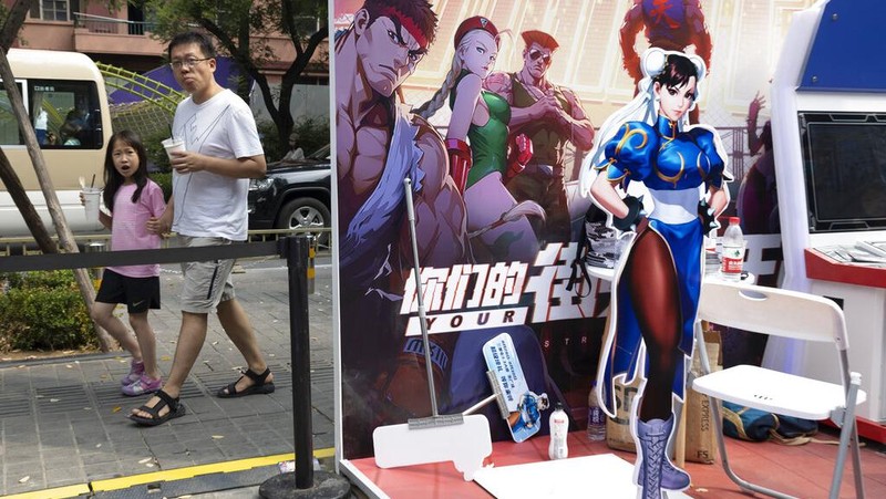 China membuat aturan baru terkait permainan game online untuk anak di bawah umur. Negara itu membatasi anak-anak bermain game online maksimal 3 jam seminggu.