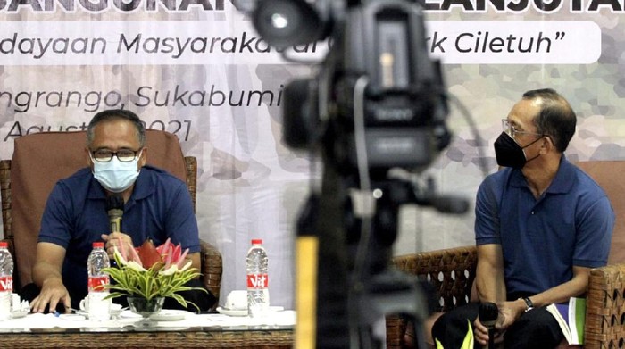 Dorong Pertumbuhan Ekonomi di Ciletuh Bedah Buku Inspirasi Jamkrindo dalam Mendukung pertumbuhan ekonomi dalam tujuan pembangunan berkelanjutan khususnya di kawasan Ciletuh Pelabuhan Ratu Sukabumi, Jawa Barat dengan melibatkan masyarakat.