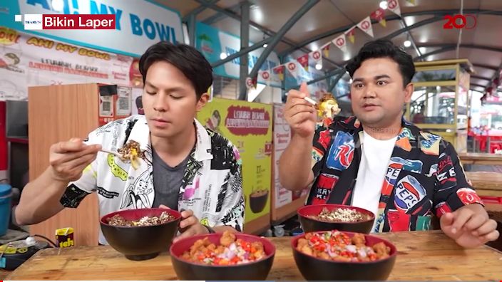 Duo bikin laper cicip rice bowl jumbo dengan topping gyutan dan sambal dabu-dabu
