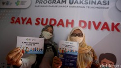 Telkomgroup terus menggenjot program vaksinasi COVID-19 dan menjangkau seluruh karyawan dan keluarganya di seluruh daerah Indonesia guna mencapai herd immunity.