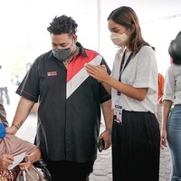 Untuk menurunkan berat badannya, Ivan Gunawan juga membatasi konsumsi gula. Hal itu dikarenakan konsumsi gula berlebih dapat menyebabkan penyakit, salah satunya diabetes. Foto: Instagram/@ivan_gunawan