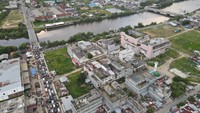 Foto udara diambil, Senin (30/8/2021) sore di pos penyekatan yang bikin pengendara ngamuk. Penyekatan sendiri dilakukan karena Lhokseumawe menjadi zona merah penyebaran Corona. (Foto: dok Korem 11 Lilawangsa)