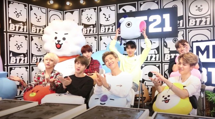 Minimarket Jepang tawarkan egg tart dengan desain karakter BTS Minimarket Jepang tawarkan egg tart dengan desain karakter BTS