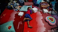 17 di antara mereka adalah balita.