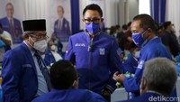 Ketua Penyelenggara Rakernas II PAN Pangeran Khairul Saleh mengatakan, rakernas dihadiri 990 peserta baik secara fisik maupun virtual.