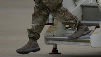 Perginya kloter terakhir pasukan militer Inggris itu mengakhiri 20 tahun kiprah negara itu di Afghanistan. AP/Alastair Grant.