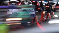 Pengendalian lalu lintas di Ibu Kota masih sama seperti sebelumnya dengan menerapkan ganjil genap di beberapa ruas titik pusat perkantoran Jakarta.