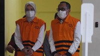Pascaoperasi tangkap tangan itu, KPK pun menetapkan 22 orang sebagai tersangka suap berkaitan dengan jual-beli jabatan kepala desa atau kades di Kabupaten Probolinggo. Termasuk Bupati Probolinggo Puput Tantriana Sari beserta suaminya, yang merupakan anggota DPR RI, Hasan Aminuddin juga menjadi tersangka.  