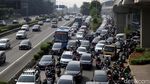 PPKM Diperpanjang, Jalanan di Jakarta Tetap Padat Kendaraan