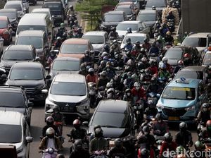 Sadar Enggak, Sih? Jakarta Mulai Macet Seperti Sebelum Pandemi, Ini Buktinya